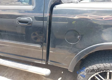 2002 Ford F-150 Lariat/Xlt z USA, uszkodzony, nr VIN 1FTRW07L22KA56938